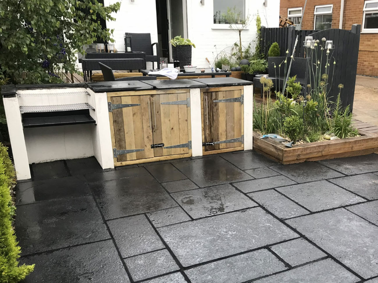 An image of an outdoor kitchen.