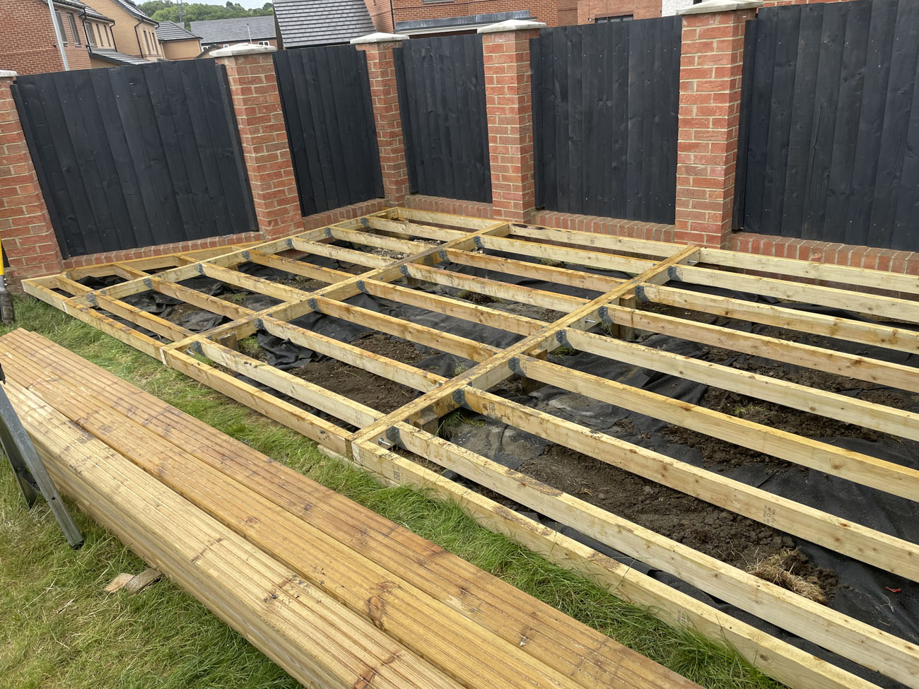 Service additional image