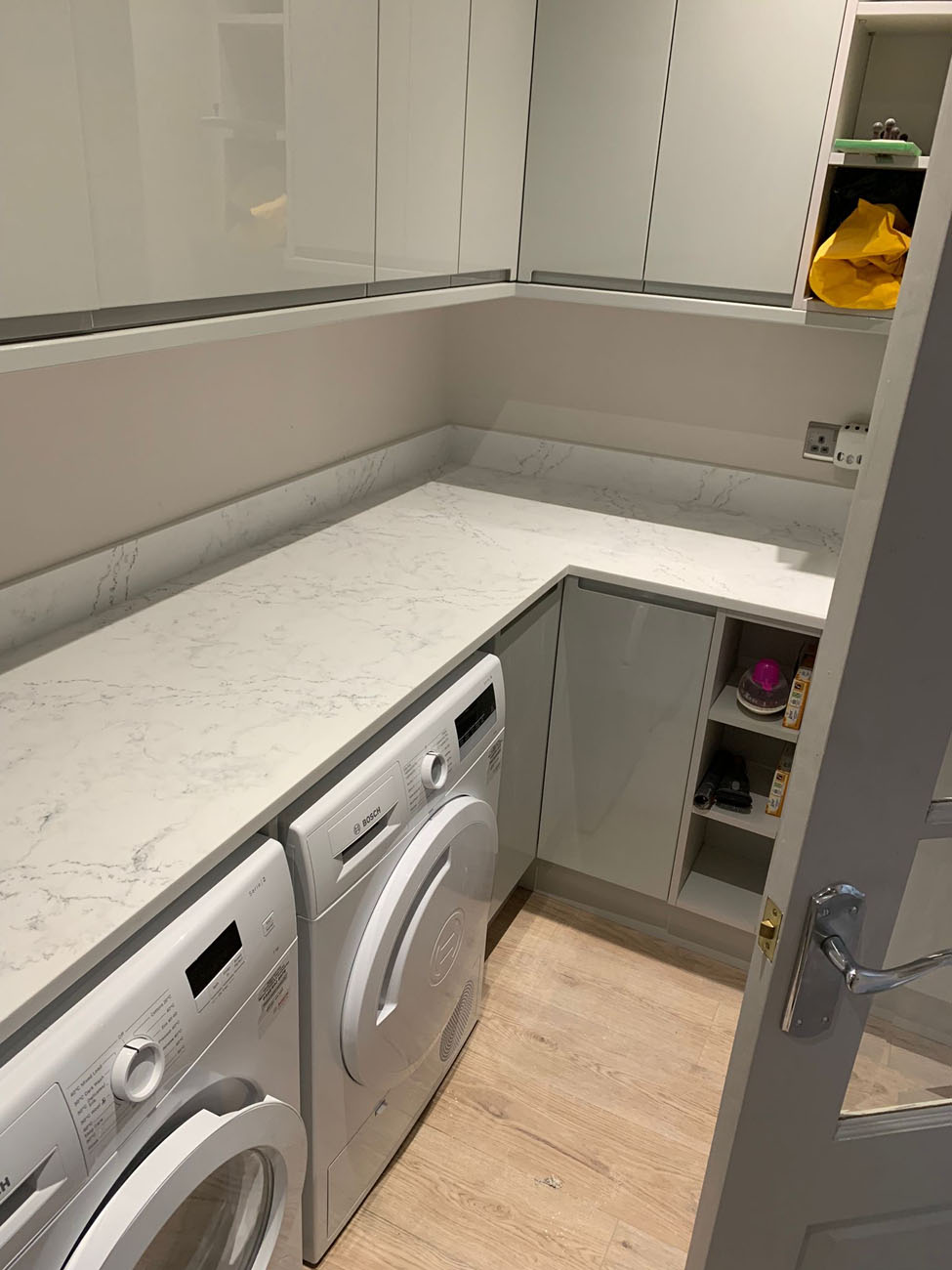 Service additional image