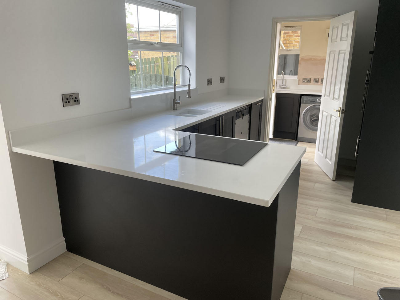 Service additional image