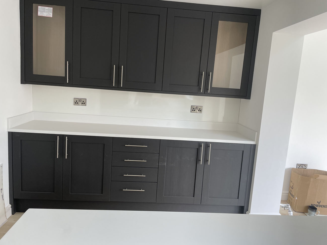 Service additional image