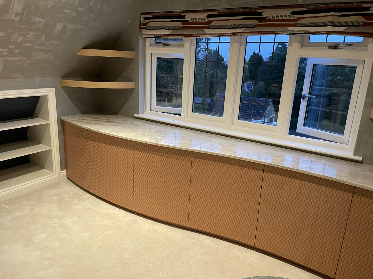 Service additional image